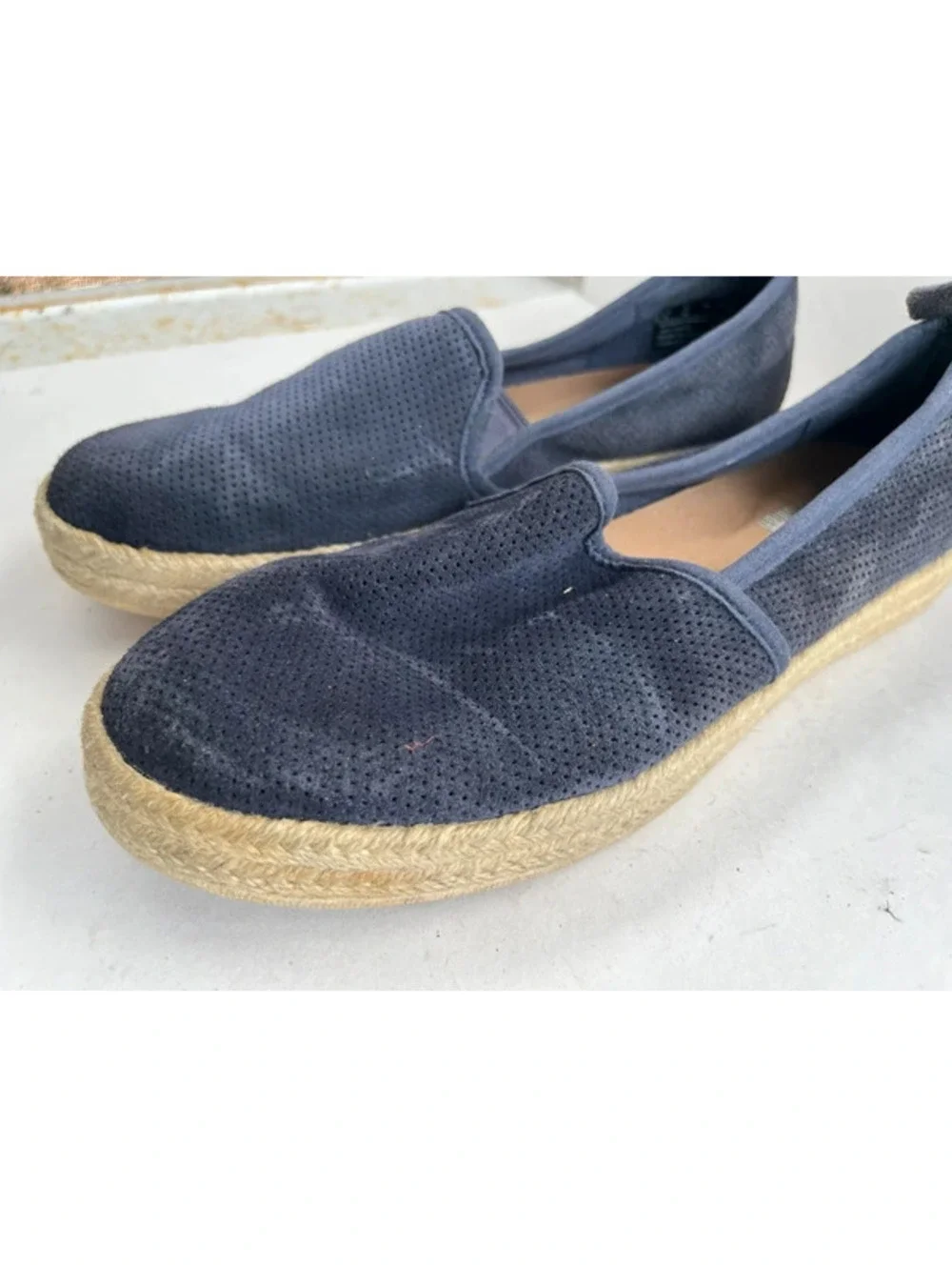 Clarks Azella Major Women's 8M Blue Suede Perforated Espadrille Slip-On Flats